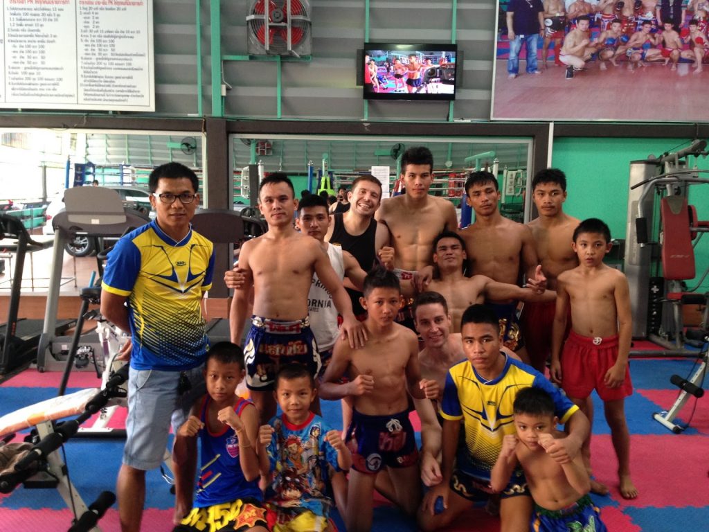 Thailand con luchadores del PKsaenchaimuaythaigym